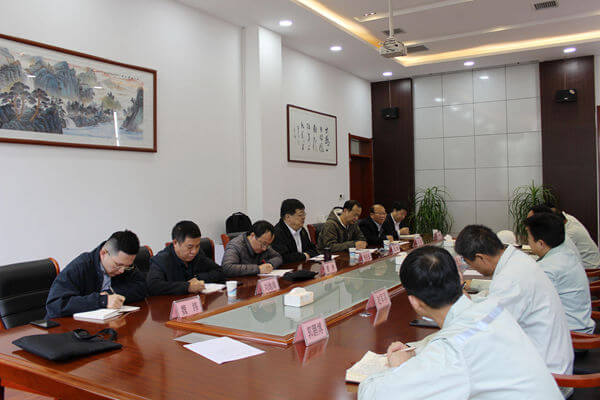 集團公司黨委書記、董事長楊百鎖到華浩軒公司調(diào)研指導工作